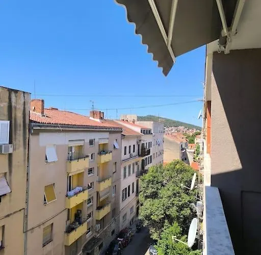 Town Center Fabi Lejlighed *